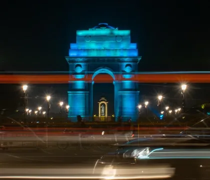 Long exposure, light trails